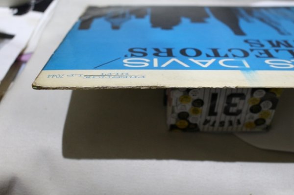 画像9: Miles Davis / Collectors' Items / 盤面スレ多くズルズル (9)