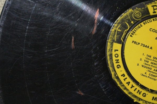 画像5: Miles Davis / Collectors' Items / 盤面スレ多くズルズル (5)